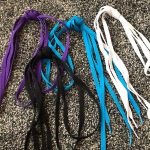 Converse laces